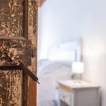 Palazzo Briganti Bed & Breakfast