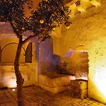 Palazzo Briganti Bed & Breakfast