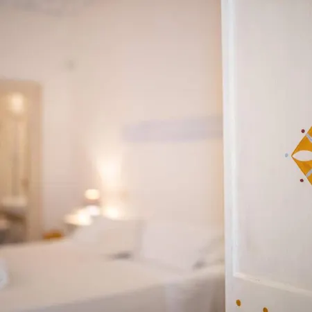 Bed & Breakfast Palazzo Briganti 3*