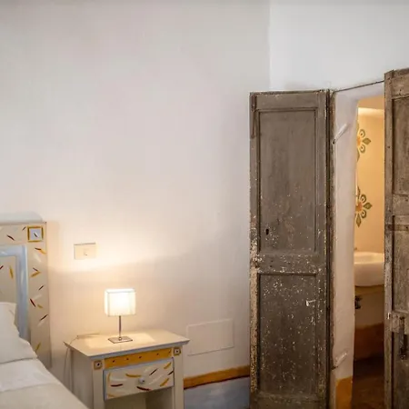 Palazzo Briganti Bed & Breakfast