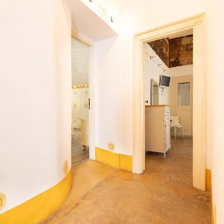 Palazzo Briganti 住宿加早餐酒店 3*