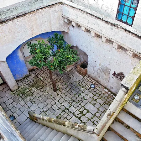 Palazzo Briganti Bed & Breakfast Racale