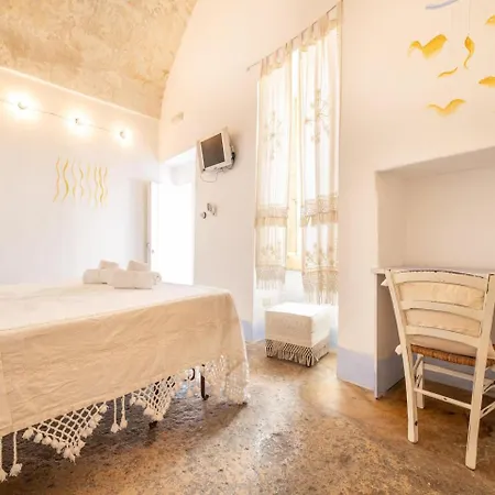 Palazzo Briganti Bed & Breakfast Racale