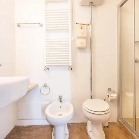 Bed & Breakfast Palazzo Briganti 3*