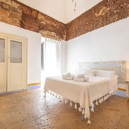 Palazzo Briganti Bed & Breakfast 3*