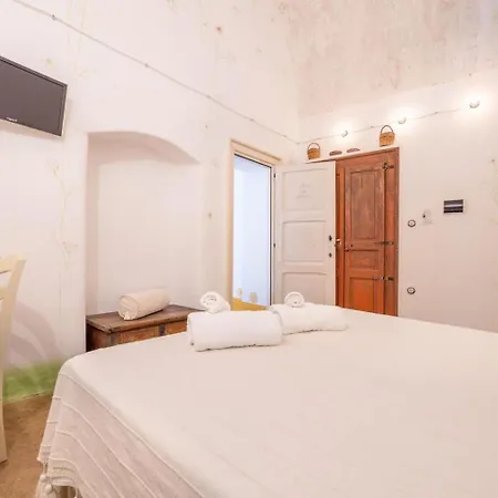 Palazzo Briganti 3* Racale