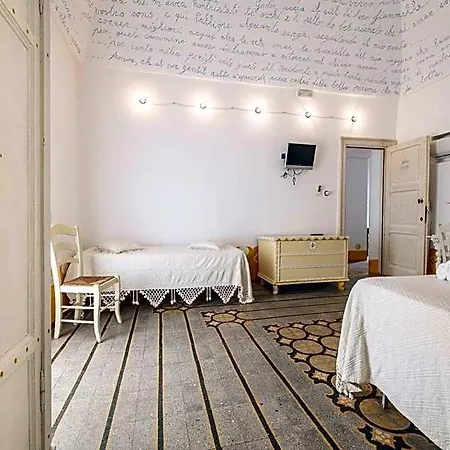 Palazzo Briganti Bed and breakfast Racale