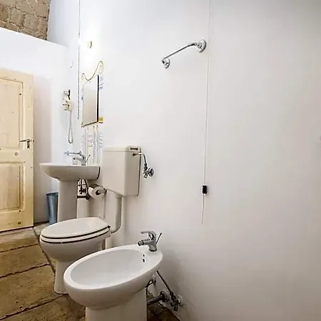 Palazzo Briganti Bed and breakfast 3*