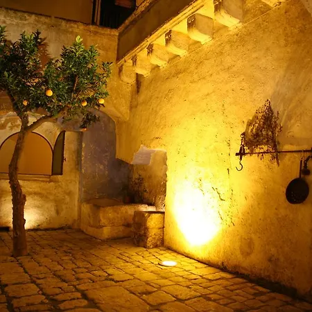 Palazzo Briganti 3*